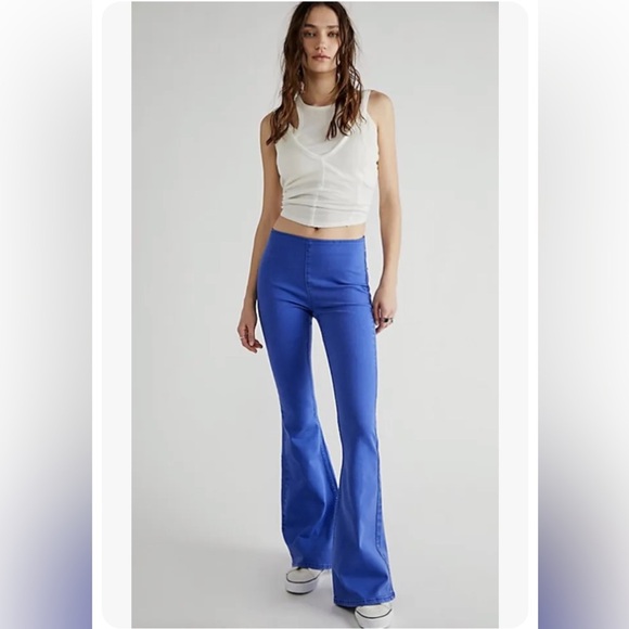 Free People Penny Pull on Flare Jeans Size 30 NWT - Picture 1 of 16
